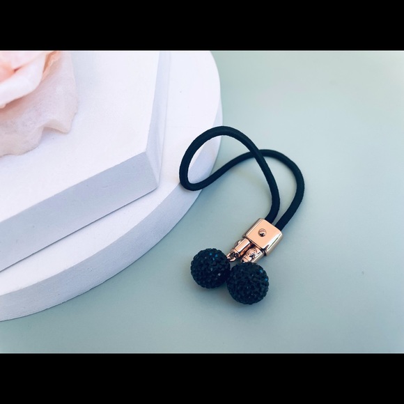 Henri Bendel Black Ball Hair Tie Pony-tail Holder main image 4